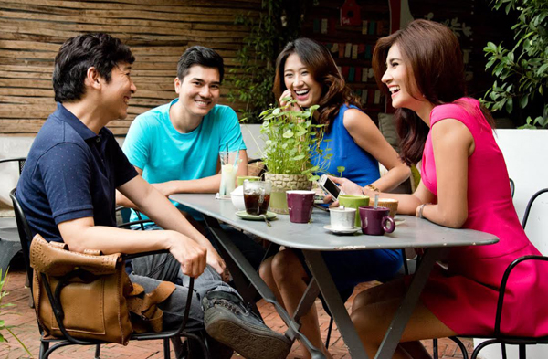 Chao buoi sang is best used in the early hours to greet others with warmth and cultural respect